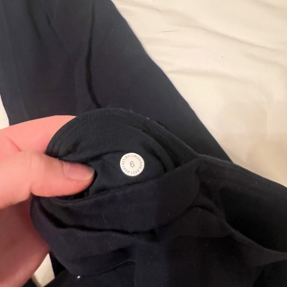 Lululemon Navy align joggers - Picture 2 of 3
